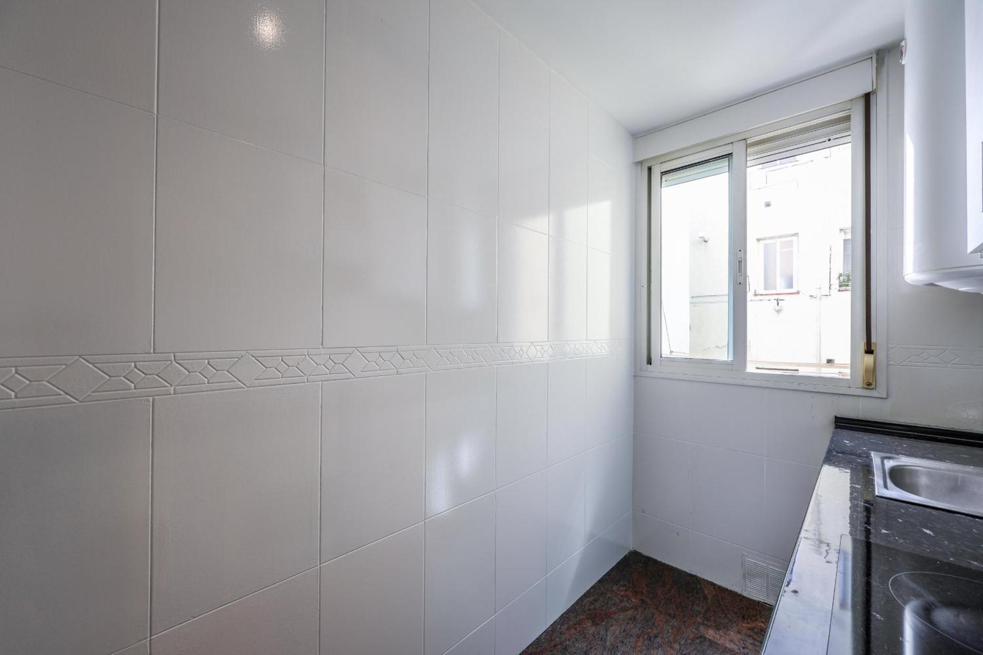 Apartamentos Reformados En Tirso De Molina Act Madrid Esterno foto