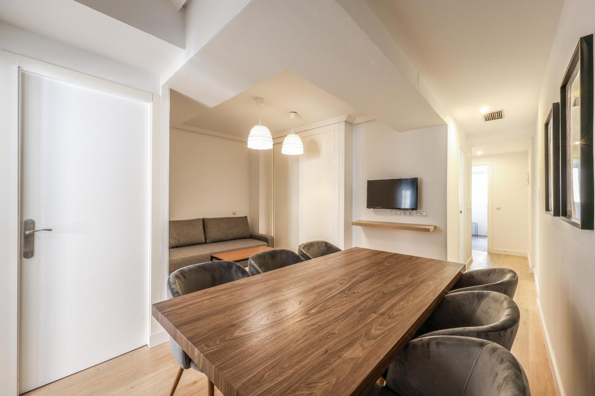 Apartamentos Reformados En Tirso De Molina Act Madrid Esterno foto